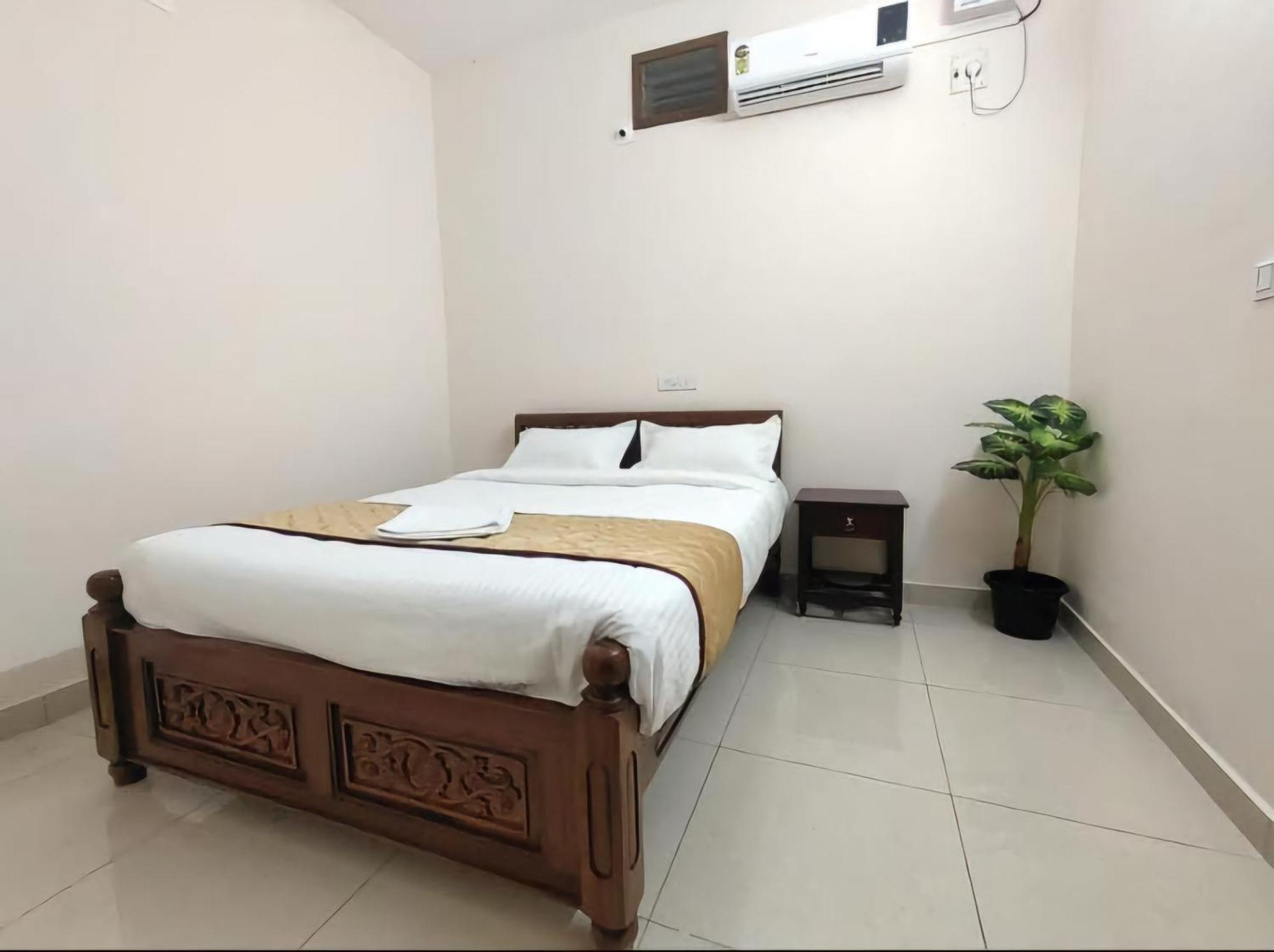 Township Residency Inn Pondicherry Bagian luar foto
