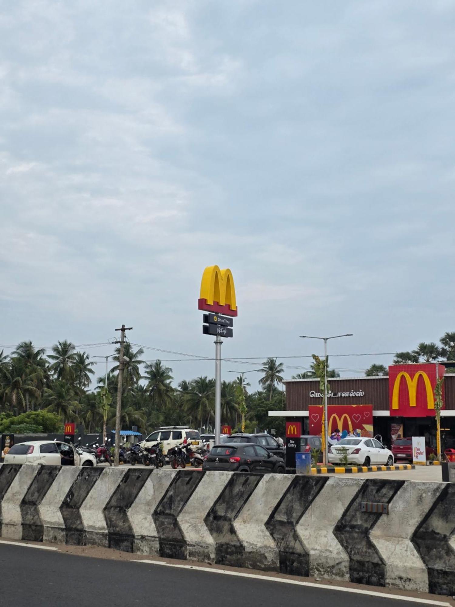 Township Residency Inn Pondicherry Bagian luar foto