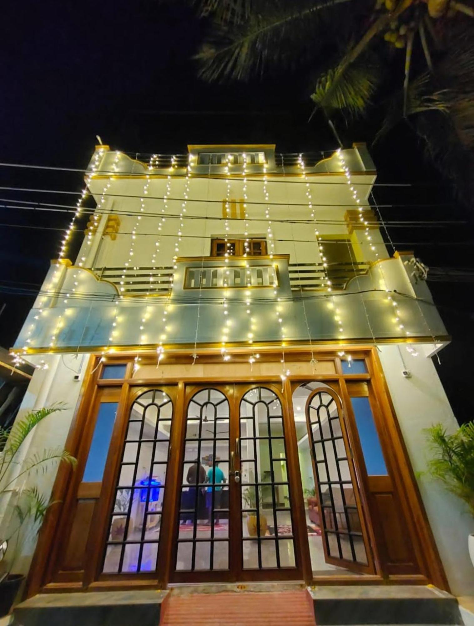 Township Residency Inn Pondicherry Bagian luar foto